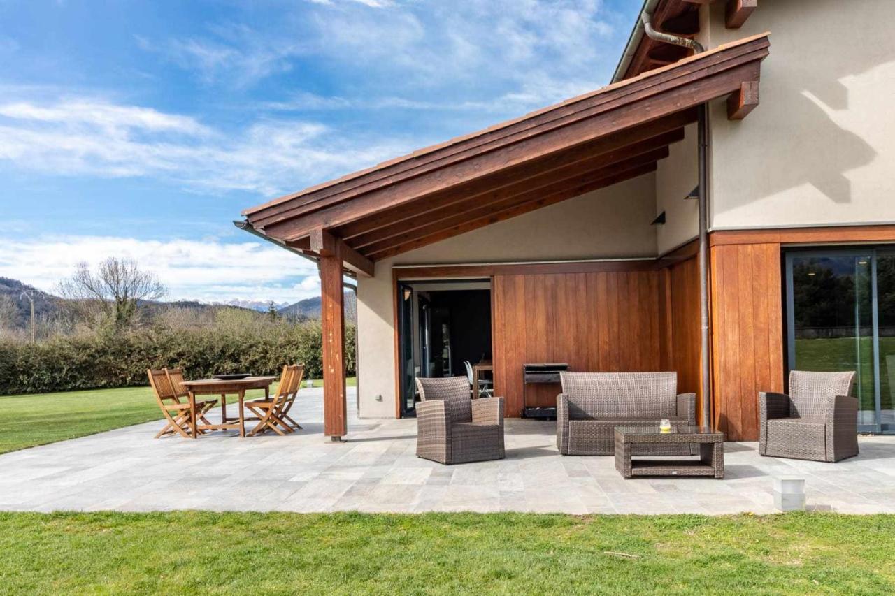 Villa LA SOLFA casa aislada con piscina y amplio jardín Les Preses Exterior foto