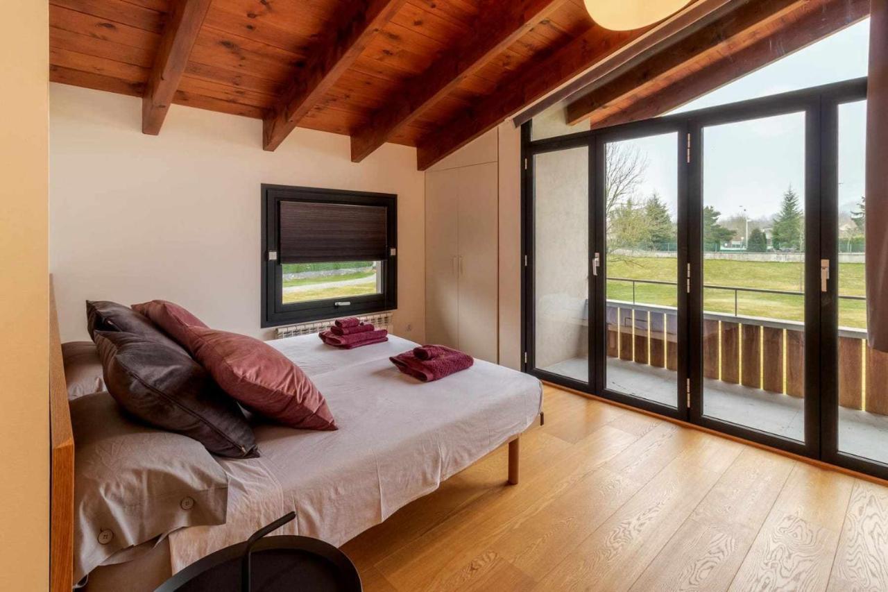 Villa LA SOLFA casa aislada con piscina y amplio jardín Les Preses Exterior foto
